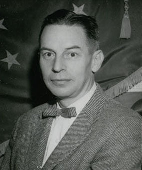 Image of Earl Hillstrand